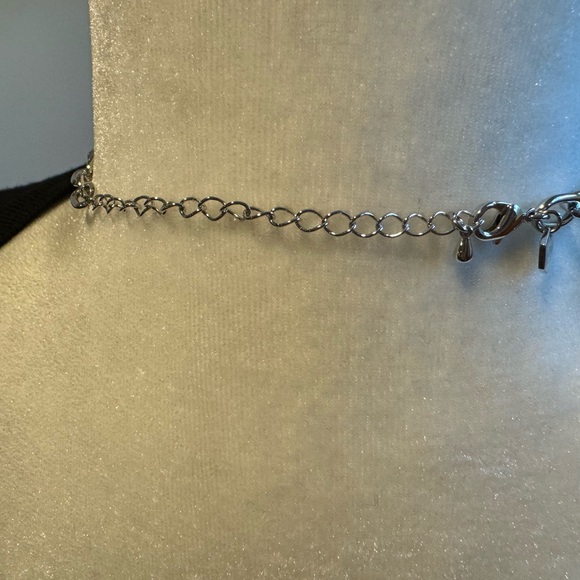 Silver Tone Blue and Green Teardrop Necklace and Earring Set - Picture 2 of 3